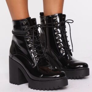 Fashion Nova Glossy Black Lace-Up Boots
